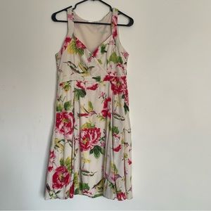 Sleeveless dress Uttam boutique, size 8.